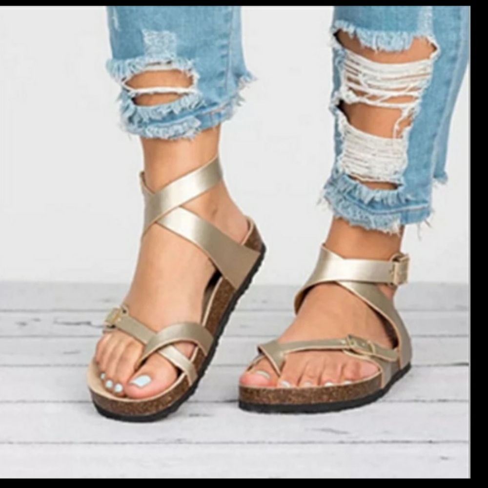 Women's summer strap sandals size 11 color gold